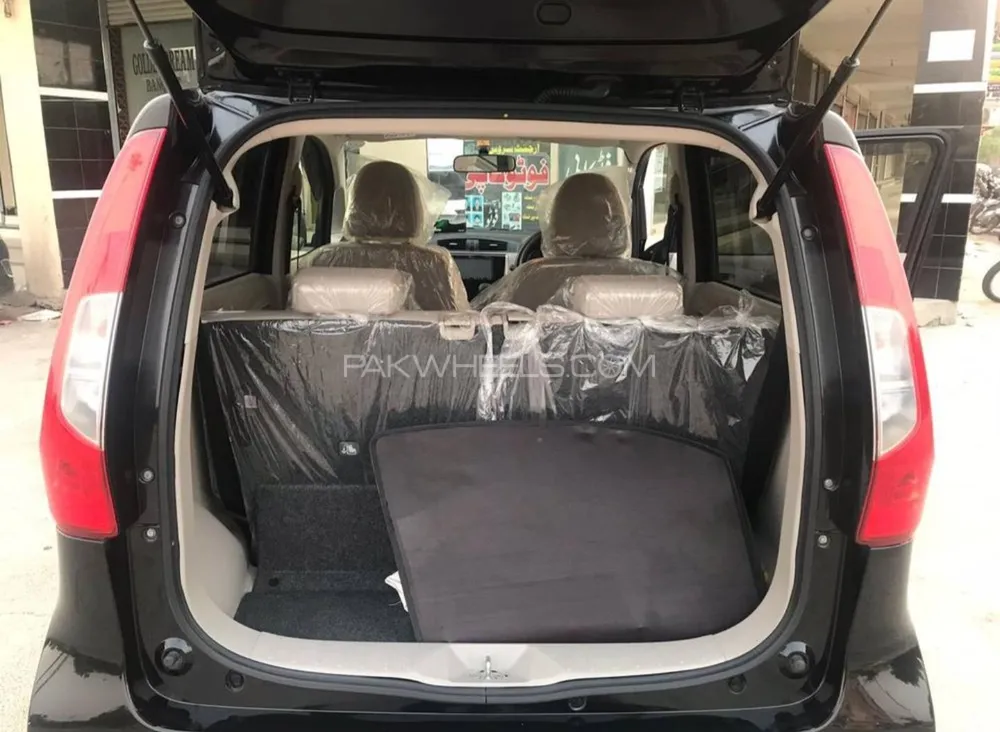 Mitsubishi Ek Wagon 2017 for Sale in Lahore Mitsubishi Ek Wagon 2017 for Sale in Lahore Image-6