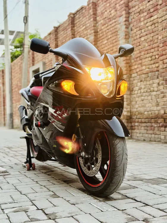 Suzuki Hayabusa 2011 for Sale Image-1