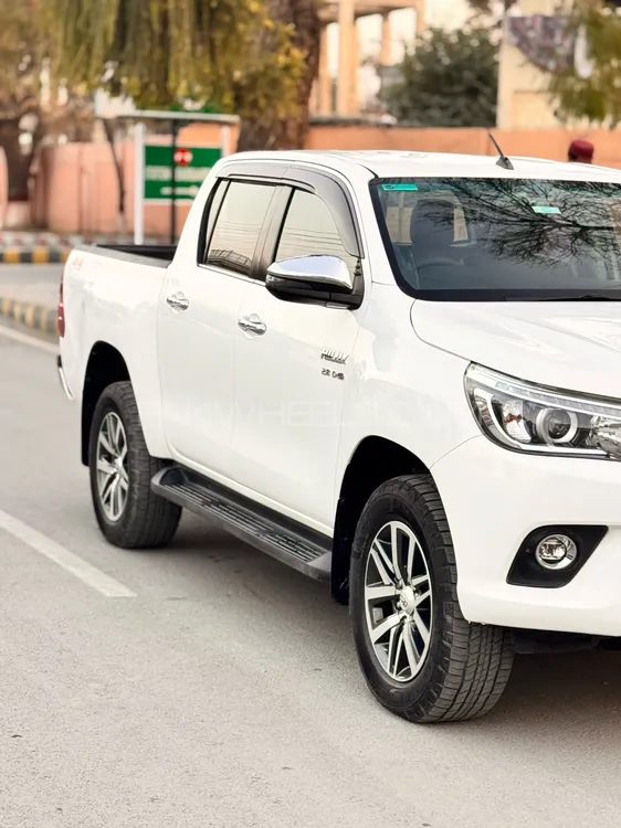 Toyota Hilux 2018 for Sale in Peshawar Image-1