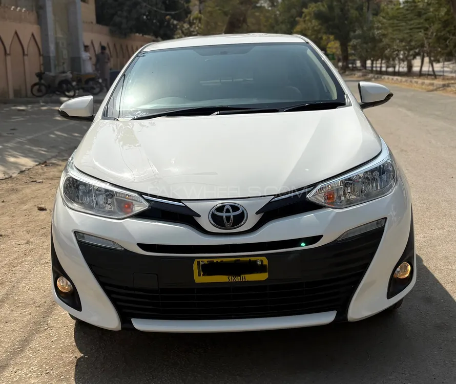 Toyota Yaris Sedan 2021 for Sale in Karachi Image-1