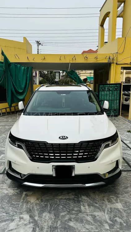KIA Carnival 2021 for Sale in Sialkot Image-1