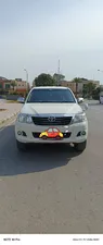 Toyota Hilux Vigo Champ G 2015 for Sale