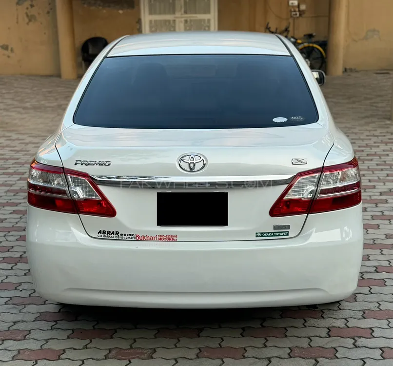 Toyota Premio 2010 for Sale in Islamabad Image-1