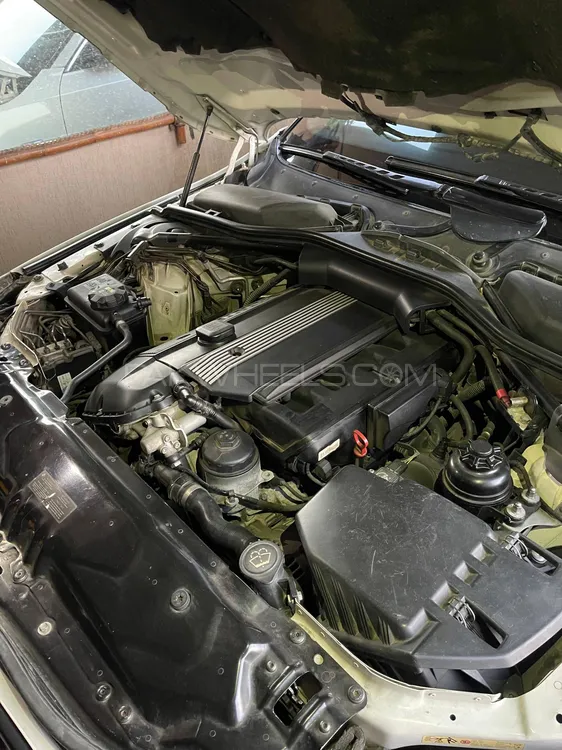 بی ایم ڈبلیو 5 سیریز 2006 for Sale in لاہور بی ایم ڈبلیو 5 سیریز 2006 for Sale in لاہور Image-9