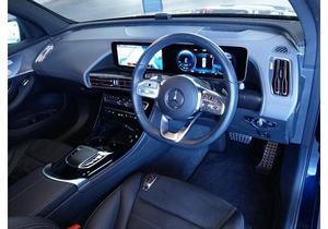 Mercides EQC
2020 model
Dark blue color 
4.5 grade 
15000km only driven 
Sunroof 
Black room 
AMG pkg 
Full house