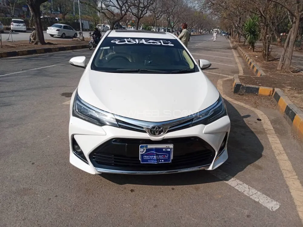 Toyota Corolla 2018 for Sale in Islamabad Image-1