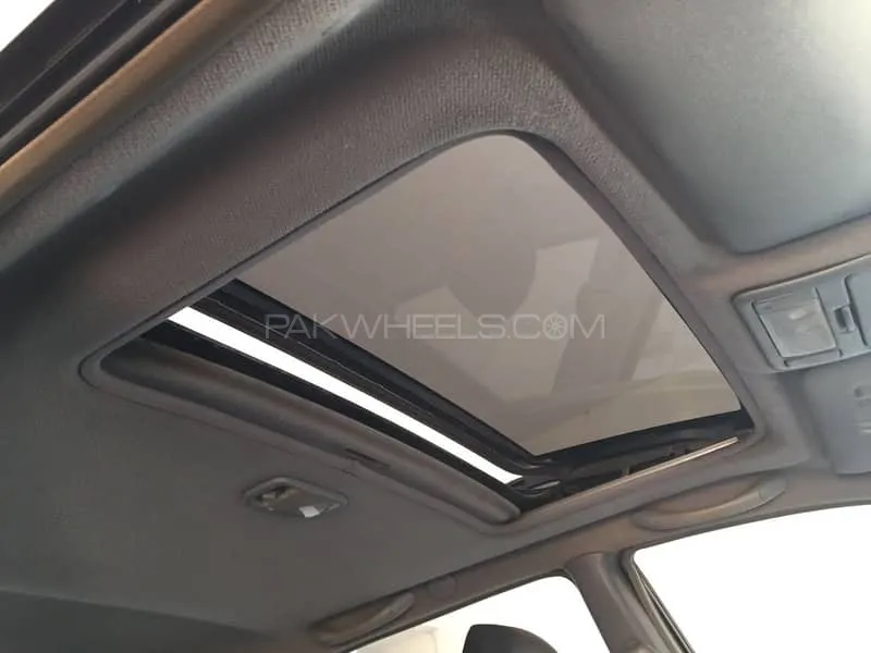 Toyota Rav4 2002 for Sale in Charsadda Toyota Rav4 2002 for Sale in Charsadda Image-13