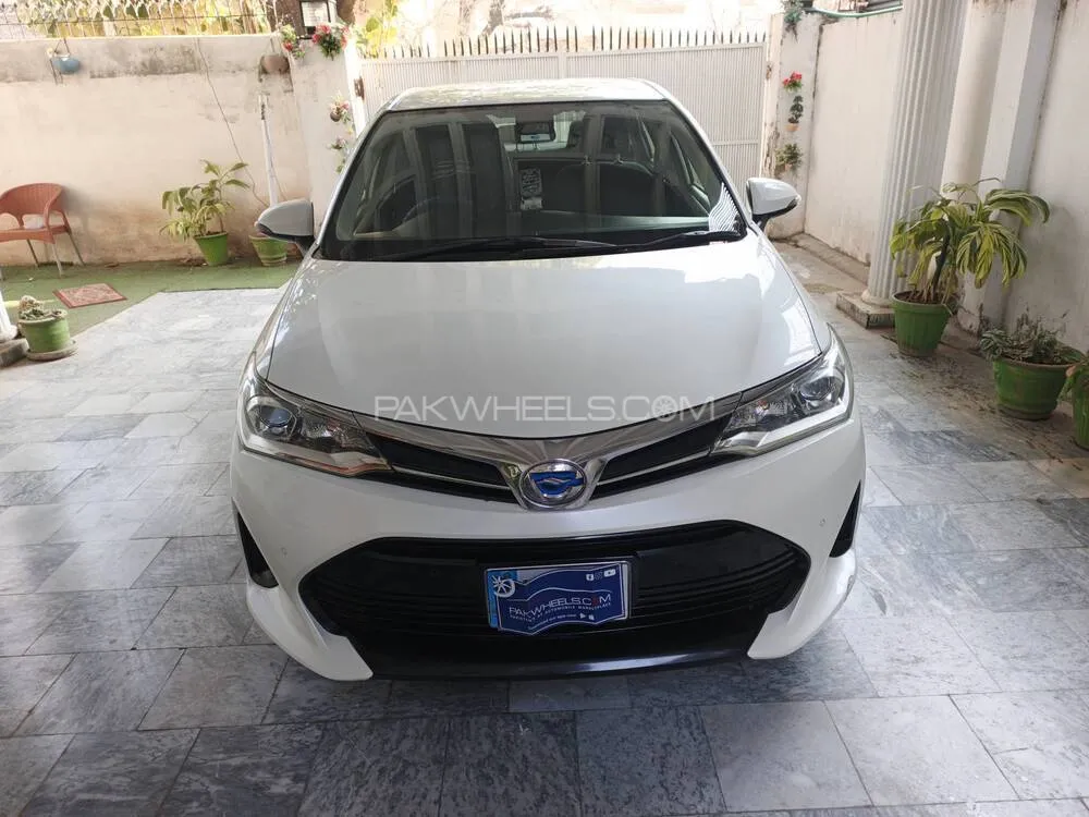 Toyota Corolla Axio 2017 for Sale in Islamabad Image-1