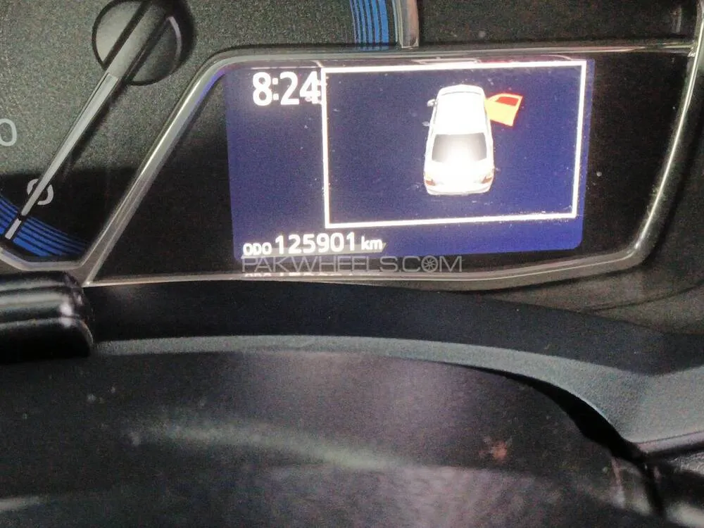 Toyota Corolla Axio 2017 for Sale in Islamabad Toyota Corolla Axio 2017 for Sale in Islamabad Image-9