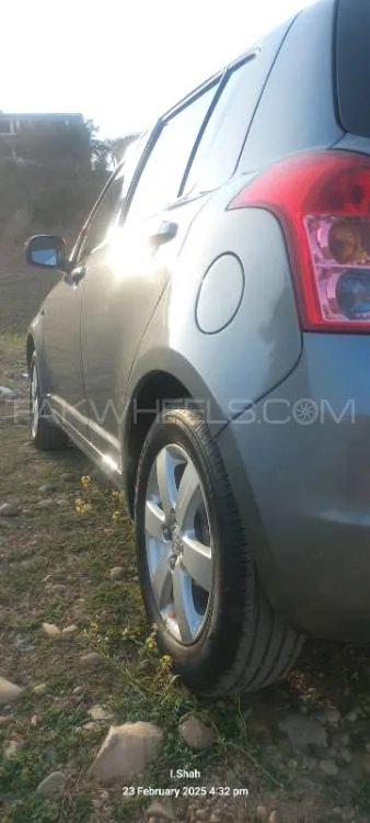 Suzuki Swift 2011 for Sale in Mirpur A.K. Image-1