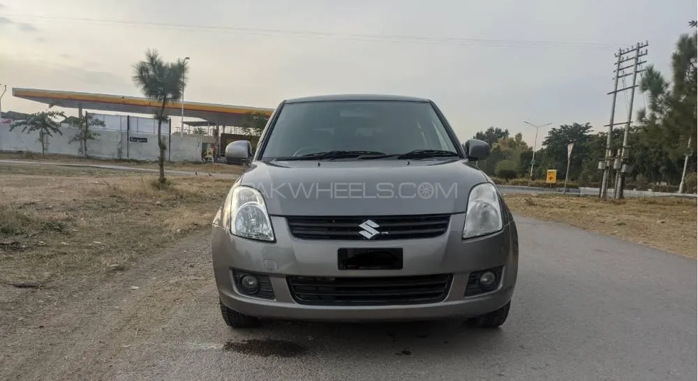 Suzuki Swift 2014 for Sale in Nowshera Image-1