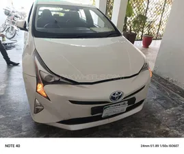 Toyota Prius S 2017 for Sale