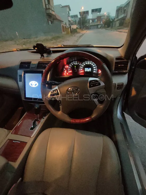Toyota Camry 2009 for Sale in Rawalpindi Image-1