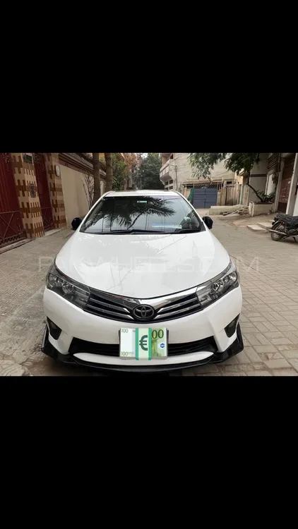 Toyota Corolla 2015 for Sale in Karachi Image-1