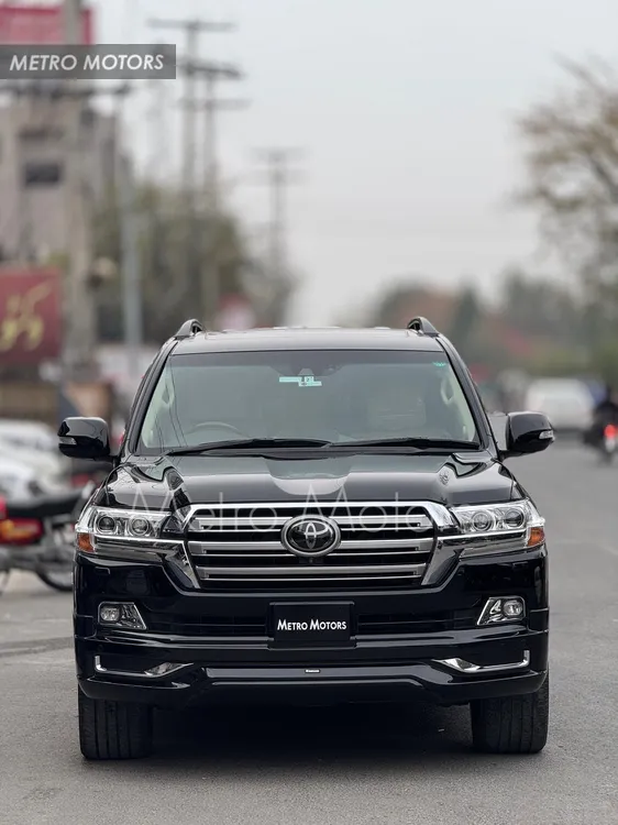 Toyota Land Cruiser 2017 for Sale in Lahore Image-1