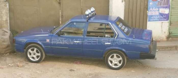 Toyota Corona 1985 for Sale in Sialkot Image-1