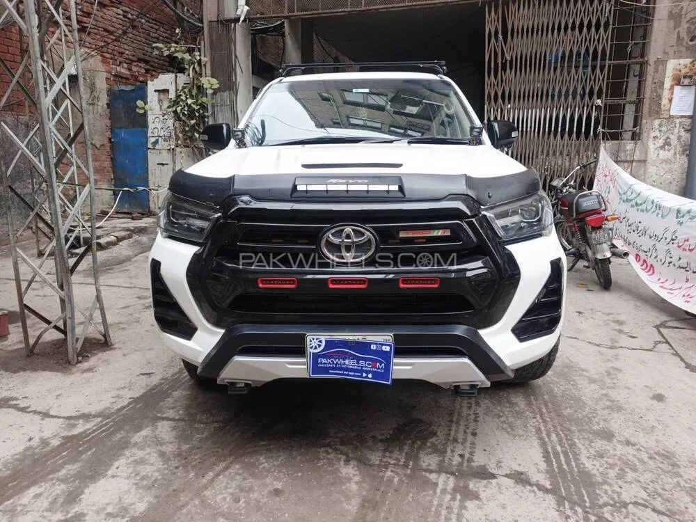 Toyota Hilux 2006 for Sale in Lahore Image-1