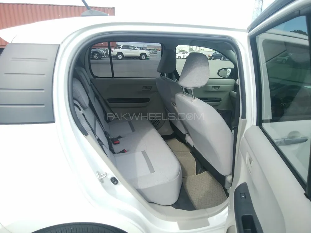 Toyota Passo 2024 for Sale in Peshawar Toyota Passo 2024 for Sale in Peshawar Image-2