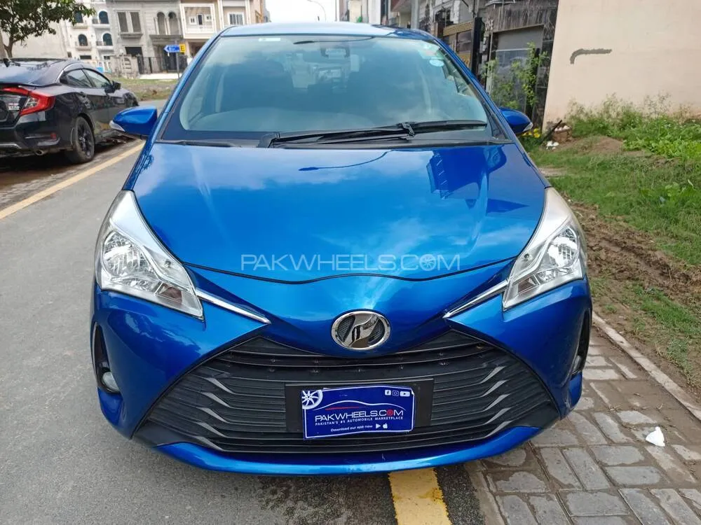 Toyota Vitz 2018 for Sale in Lahore Image-1