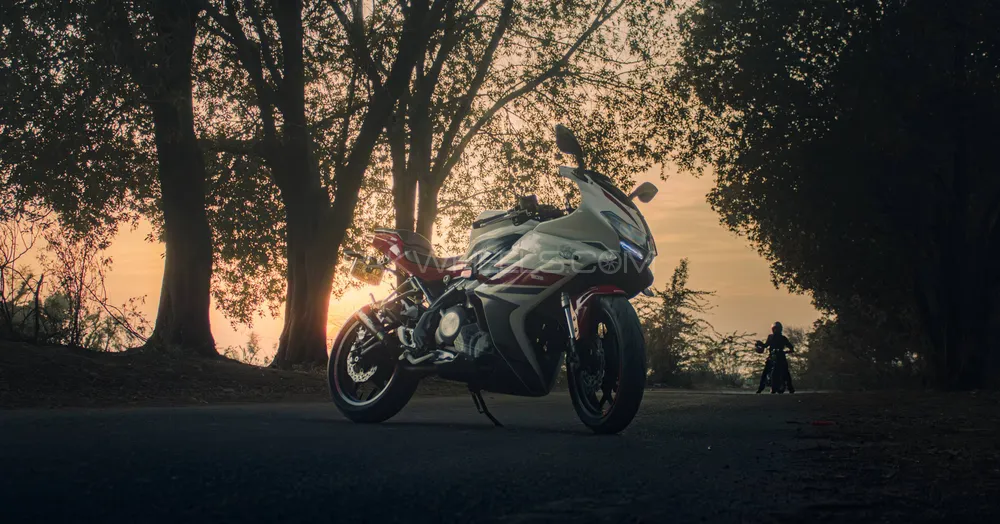 Benelli 302 R 2018 for Sale Benelli 302 R 2018 for Sale Image-2