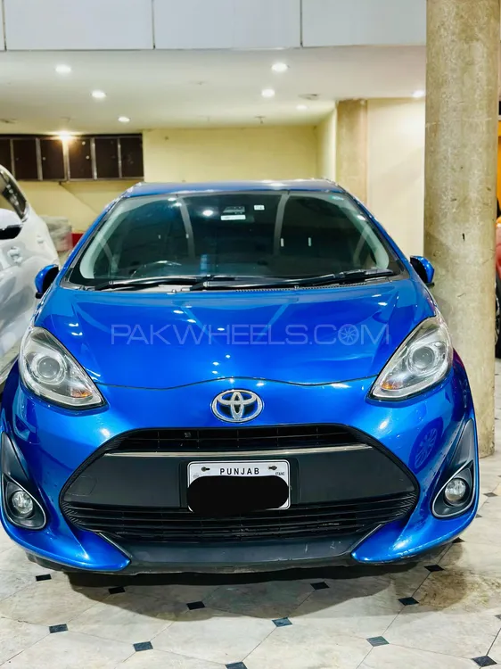 Toyota Aqua 2018 for Sale in Lahore Image-1