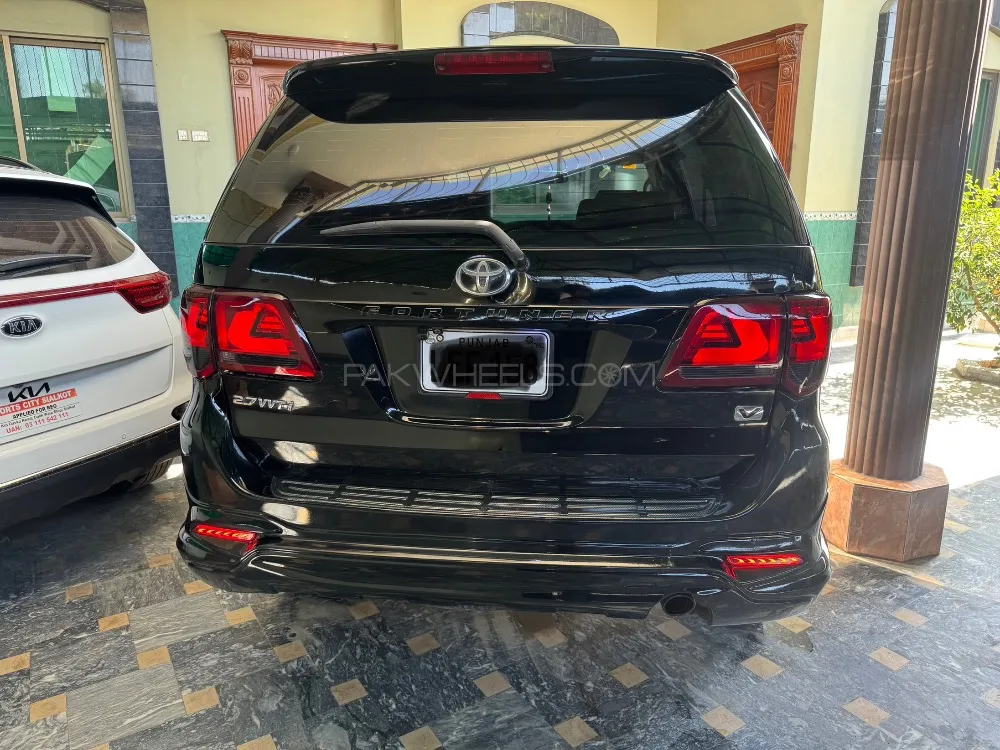 Toyota Fortuner 2013 for Sale in Sialkot Image-1