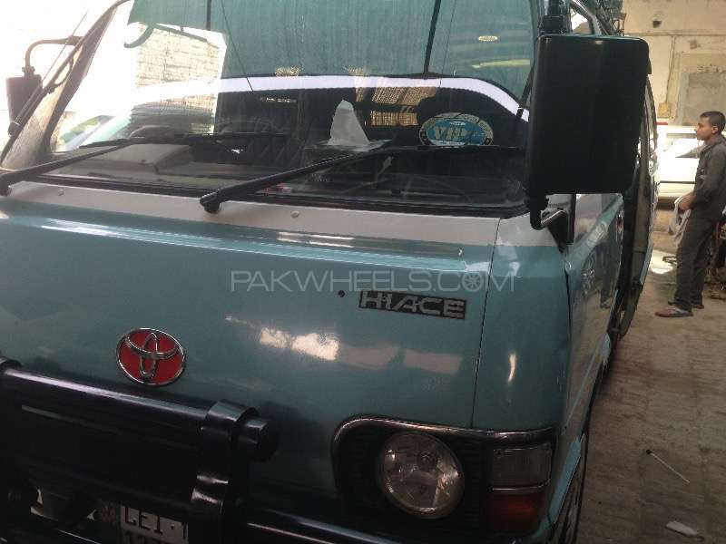 Toyota Hiace 1982 for Sale in Lahore Image-1