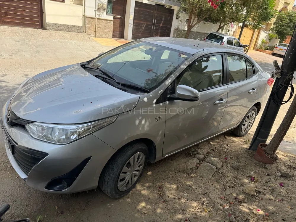 Toyota Yaris Sedan 2021 for Sale in Karachi Image-1