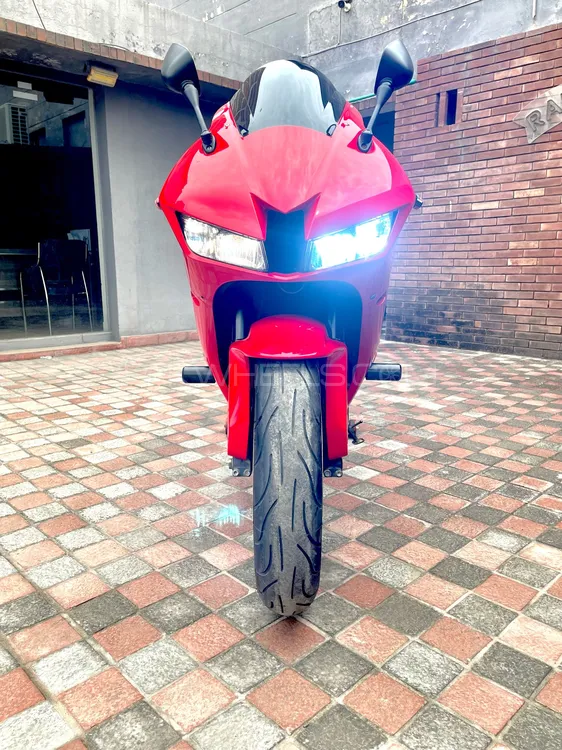 ہونڈا CBR 600RR 2013 for Sale ہونڈا CBR 600RR 2013 for Sale Image-4