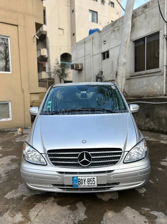 Mercedes Benz Viano 2010 for Sale in Islamabad Image-1
