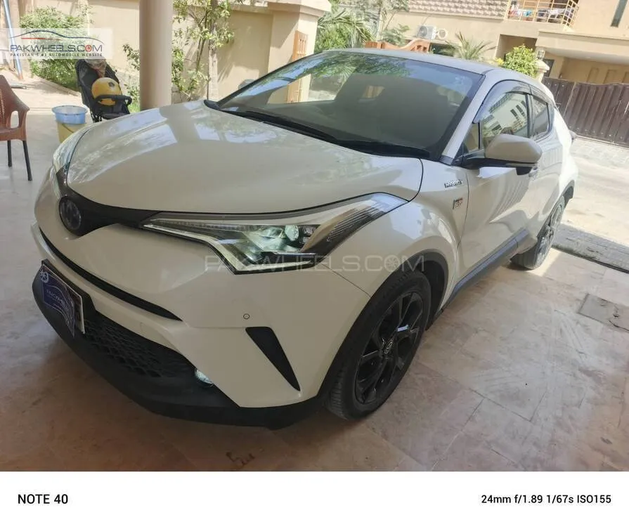 Toyota C-HR 2019 for Sale in Karachi Toyota C-HR 2019 for Sale in Karachi Image-3