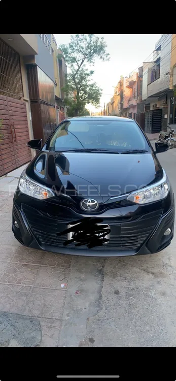 Toyota Yaris Sedan 2023 for Sale in Lahore Image-1