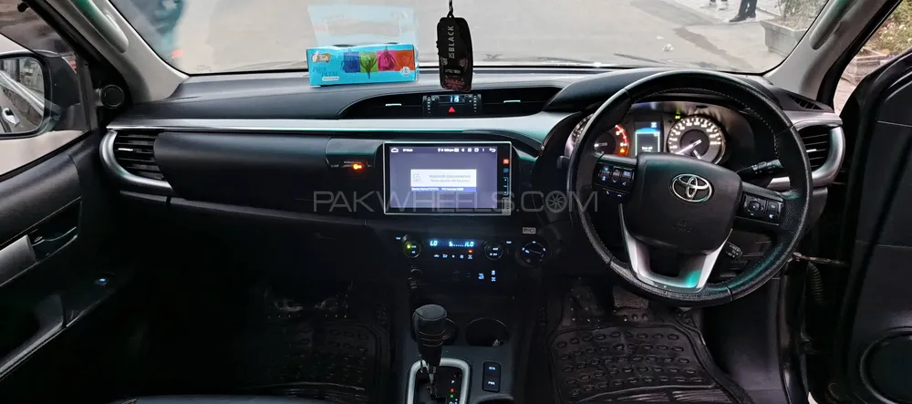 Toyota Hilux 2022 for Sale in Lahore Toyota Hilux 2022 for Sale in Lahore Image-7