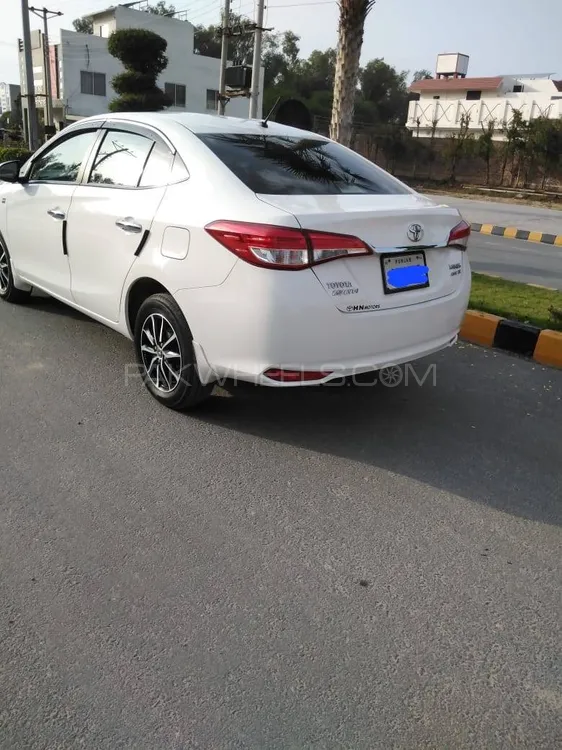 Toyota Yaris Sedan 2021 for Sale in Sheikhupura Toyota Yaris Sedan 2021 for Sale in Sheikhupura Image-4