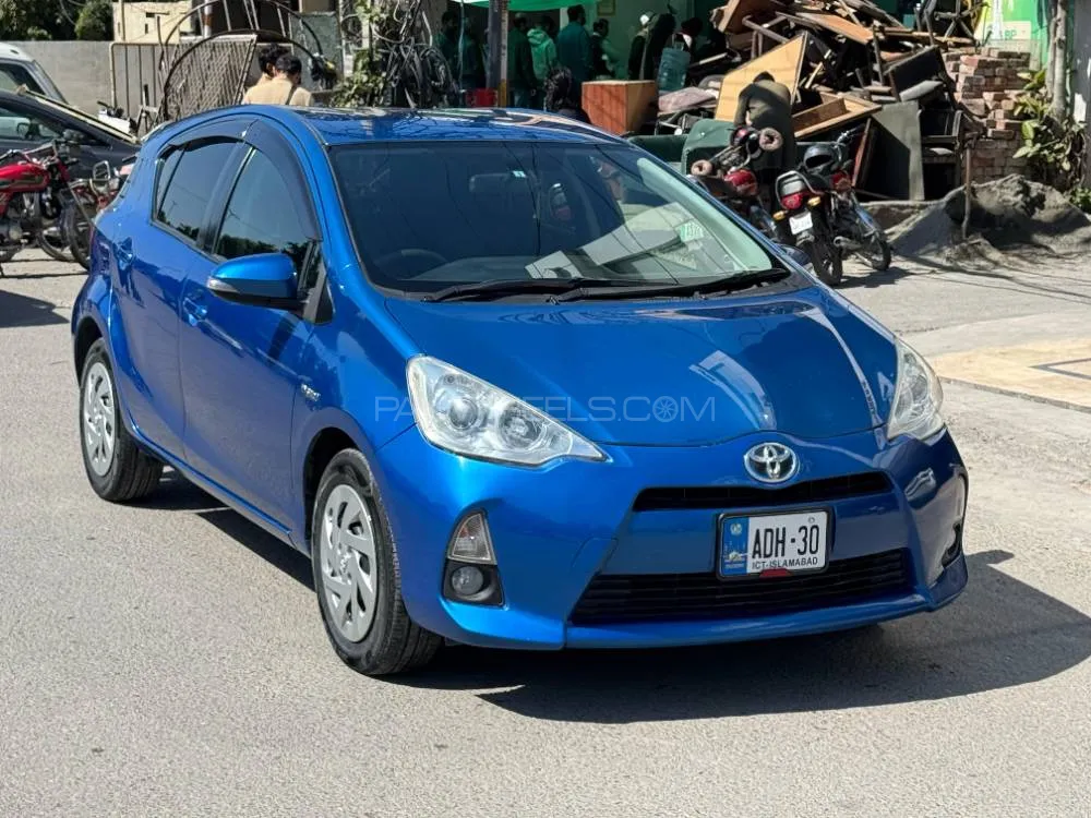 Toyota Aqua 2013 for Sale in Lahore Image-1