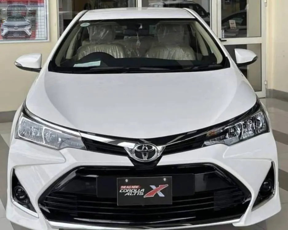 Toyota Corolla 2025 for Sale in Lahore Image-1