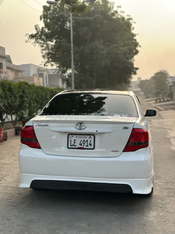 Toyota Corolla Axio 2007 for Sale in Faisalabad Image-1