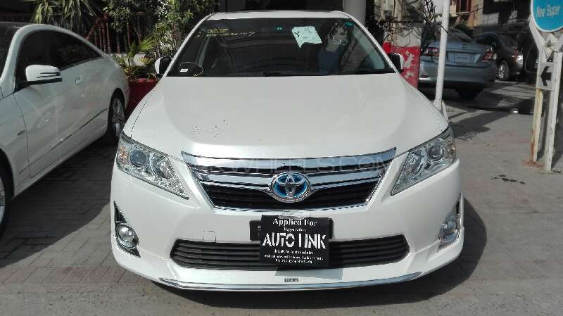 Toyota Camry 2013 for Sale in Lahore Image-1