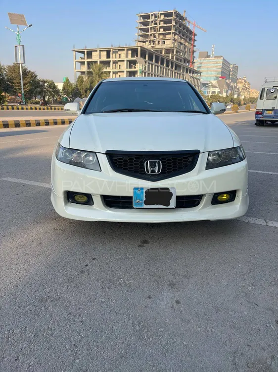 Honda Accord 2004 for Sale in Islamabad Image-1