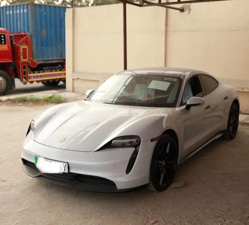 Porsche Taycan 2022 for Sale in Karachi Image-1