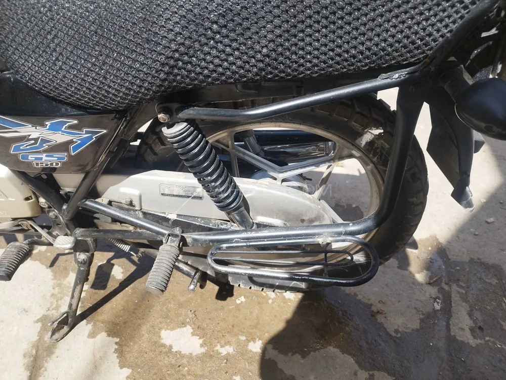 سوزوکی GS 150 SE 2017 for Sale سوزوکی GS 150 SE 2017 for Sale Image-4