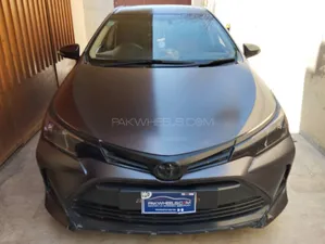 Toyota Corolla Altis Grande CVT-i 1.8 2015 for Sale