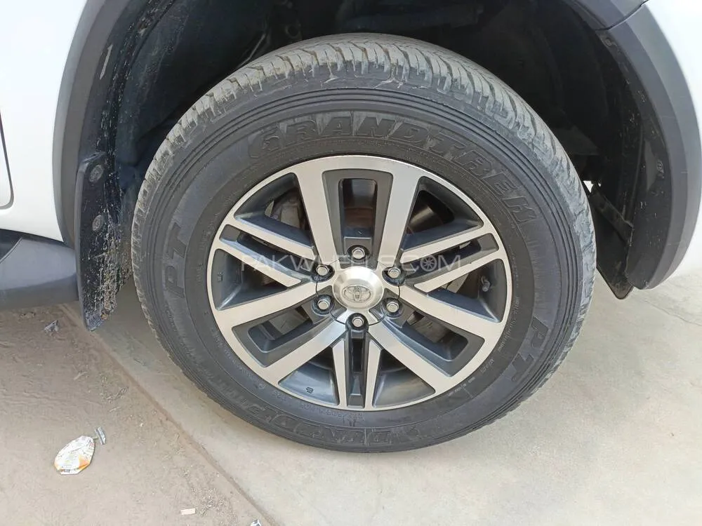 Toyota Fortuner 2021 for Sale in Karachi Toyota Fortuner 2021 for Sale in Karachi Image-14