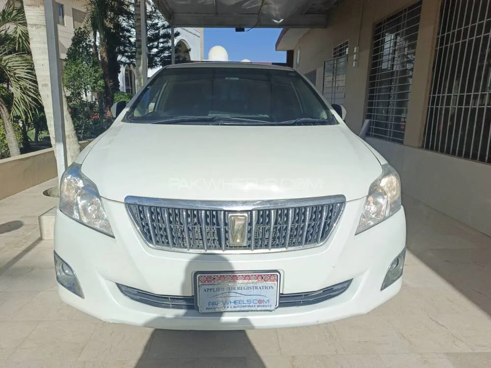 Toyota Premio 2014 for Sale in Karachi Image-1