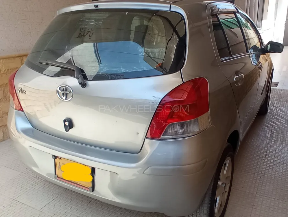 Toyota Vitz 2009 for Sale in Karachi Image-1