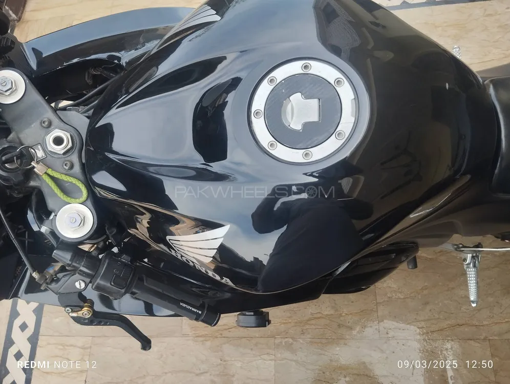 ہونڈا CBR 600RR 2010 for Sale ہونڈا CBR 600RR 2010 for Sale Image-2
