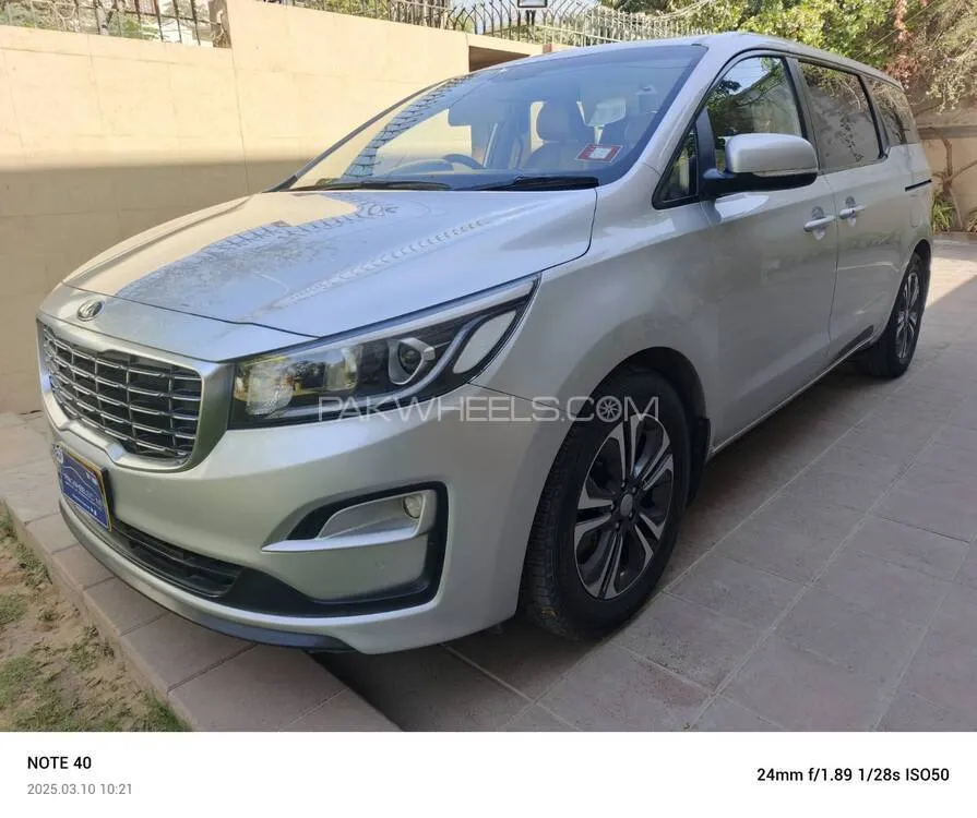 KIA Carnival 2018 for Sale in Karachi KIA Carnival 2018 for Sale in Karachi Image-3