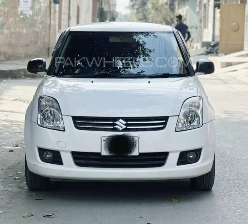 Suzuki Swift 2019 for Sale in Jhang Image-1