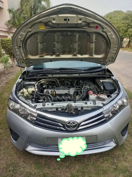 Toyota Corolla 2015 for Sale in Lahore Image-1