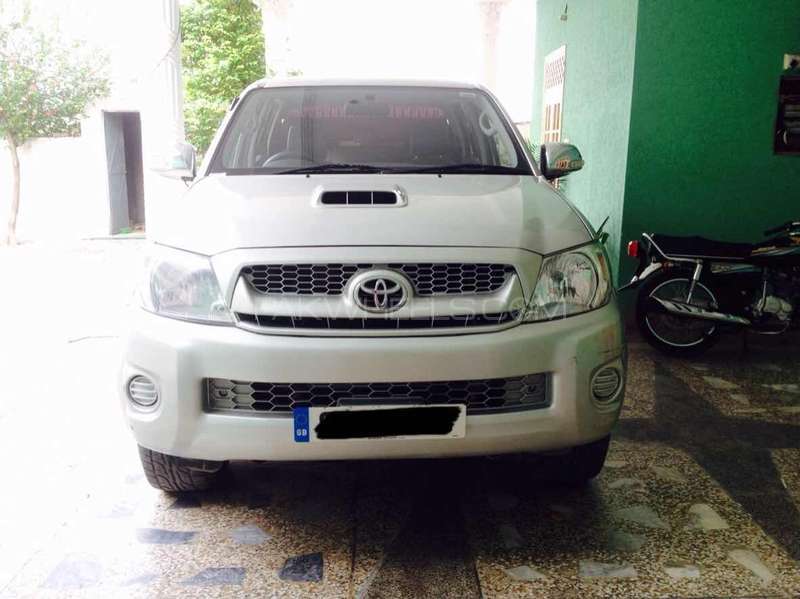 Toyota Hilux 2011 for Sale in Mirpur A.K. Image-1
